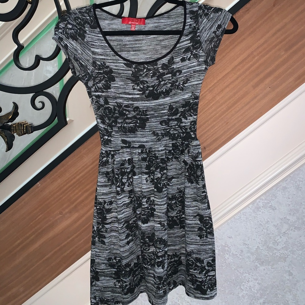 Gray floral A-line dress size XS SAKS 5th AVENUE